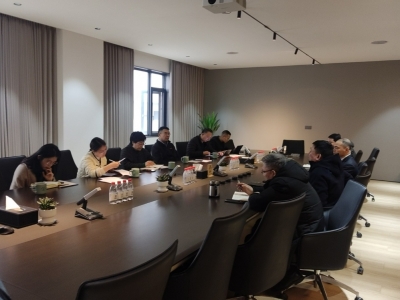 嘉興市經(jīng)信局副局長(zhǎng)張東閣走訪(fǎng)恒業(yè)電子